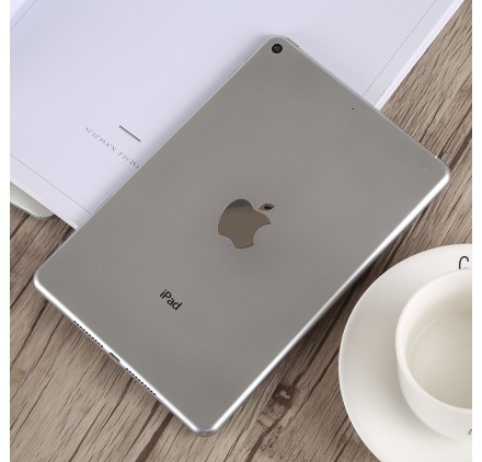 Tablette Apple iPad mini 5 factice écran noir type éteint 