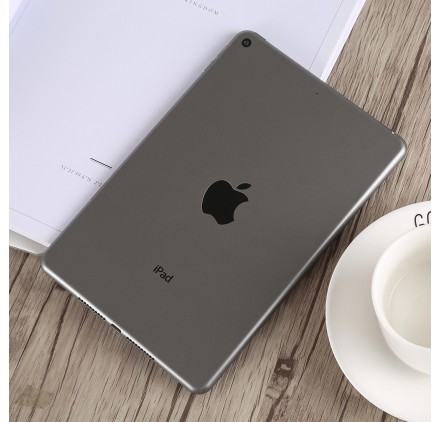 Tablette Apple iPad mini 5 factice écran noir type éteint 